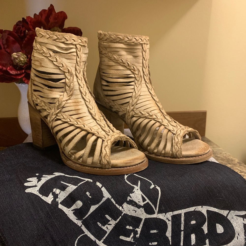 Freebird by Steven Bella peep toe heels
